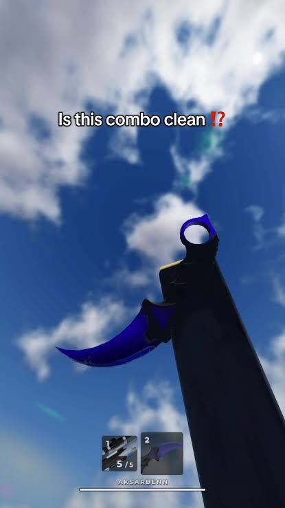 SI Blue Camo Karambit | Sniper Duels